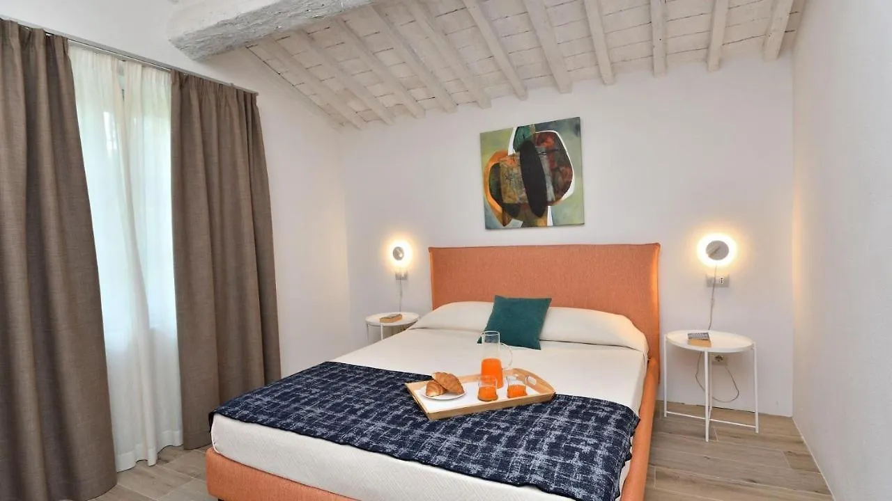 Pievania Roccalbegna Apartment
