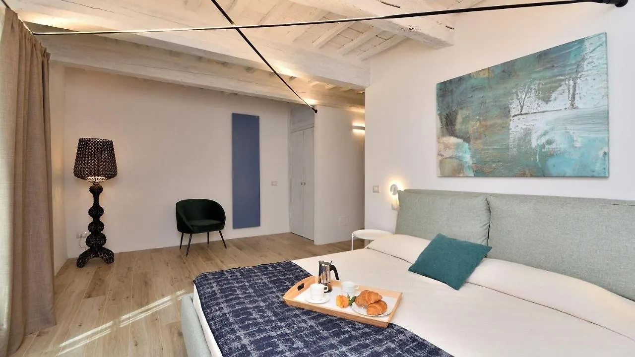 Pievania Roccalbegna Apartment
